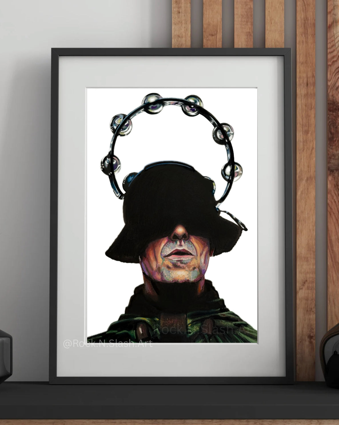 Liam Gallagher with his tambourine on his head Art Print